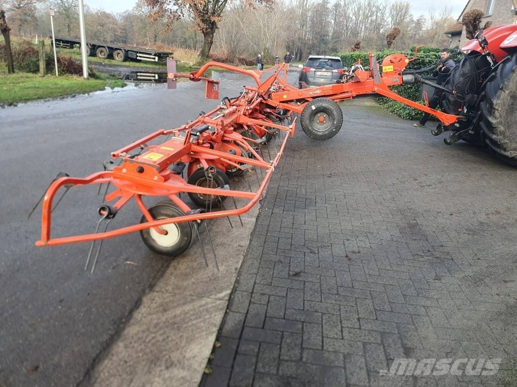 Kuhn GF 10802 T Digidrive مكابس وميبسات التبن