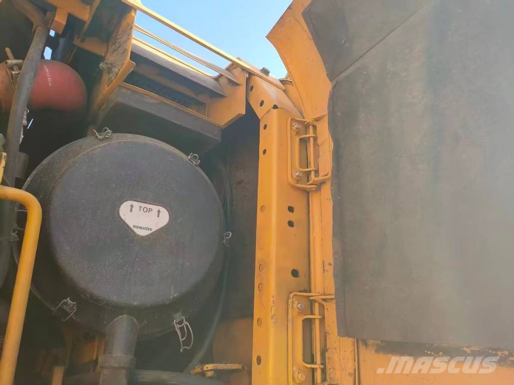 Komatsu PC 400-8 3000 units excavators in stock Bageri guseničari
