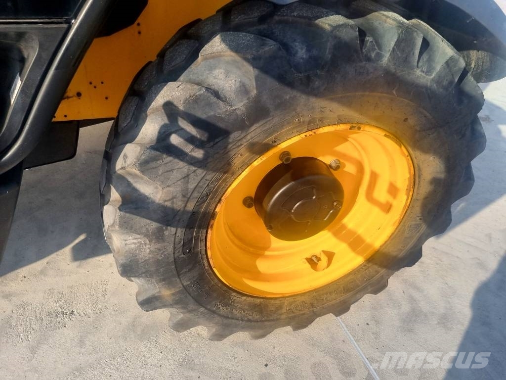 JCB 531-70, jak manitou 732 - BC28 Teleskoplæssere