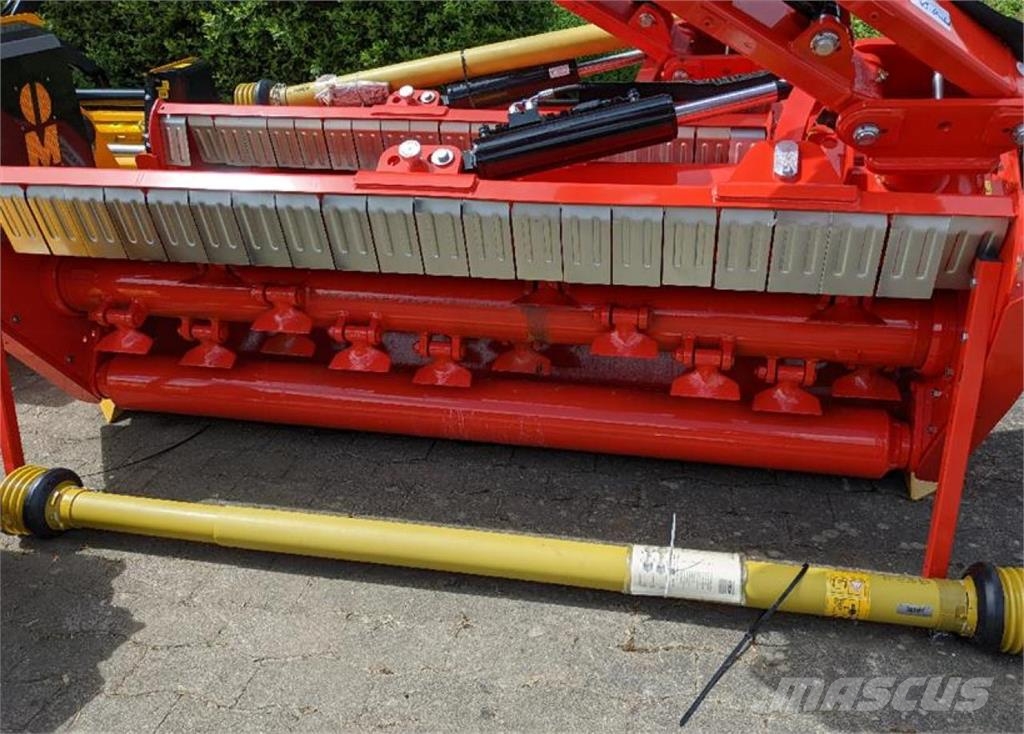 Maschio Giraffa XL 210 SE Ganyklų šienapjovės / rėžtuvės