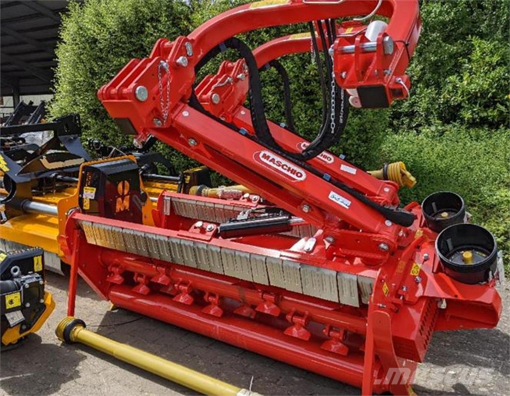 Maschio Giraffa XL 210 SE Ganyklų šienapjovės / rėžtuvės