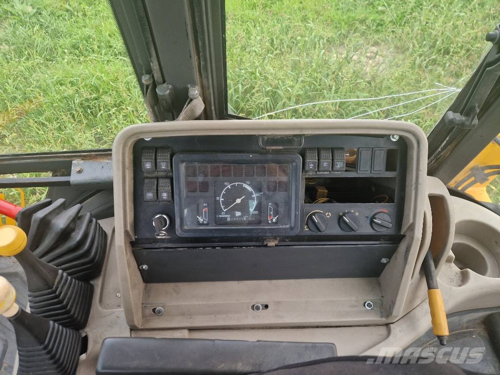 JCB 3 CX Super Koparko-ładowarki