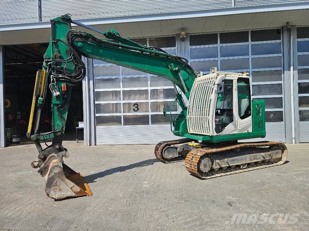 Hitachi ZX135US 履带挖掘机