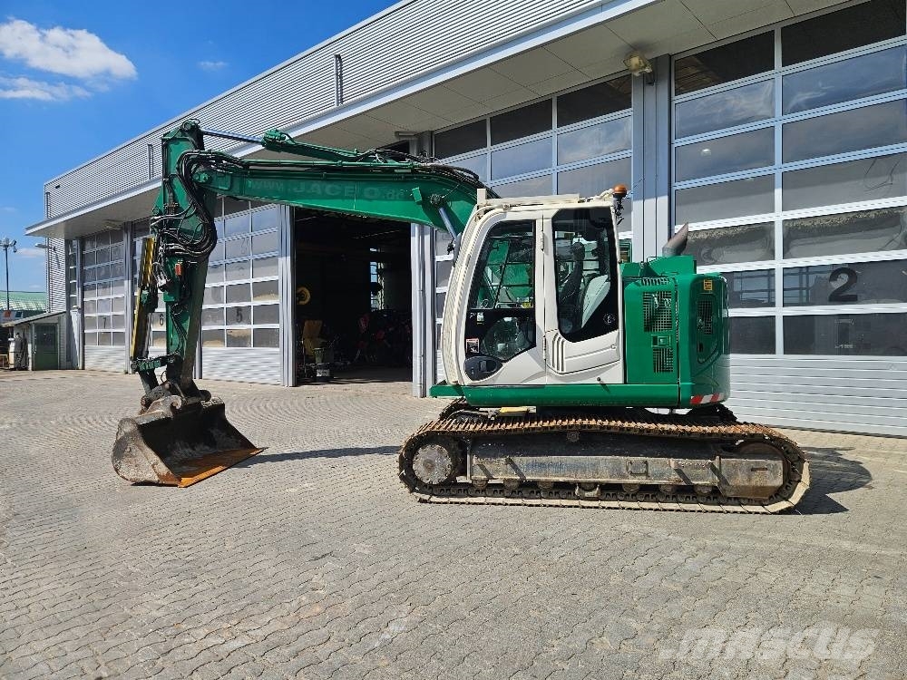 Hitachi ZX135US 履带挖掘机