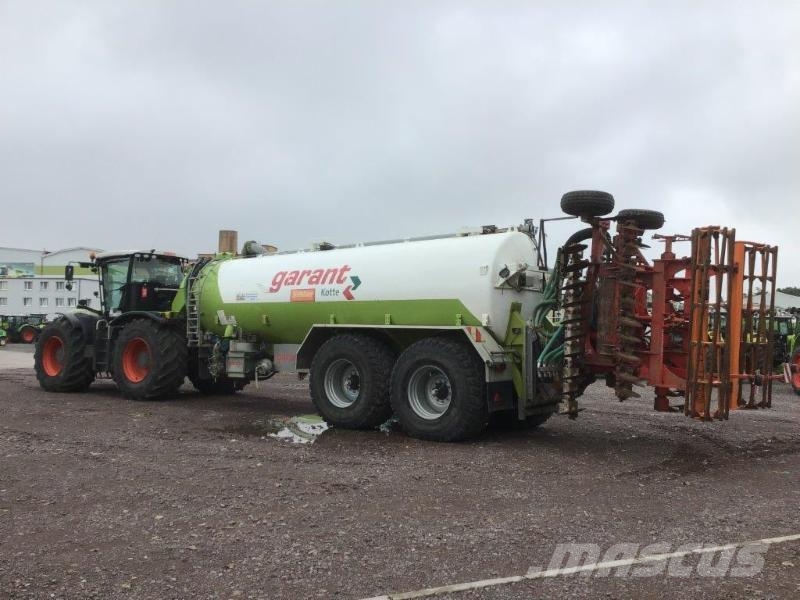 CLAAS XERION 3800 TRAC VC Трактори