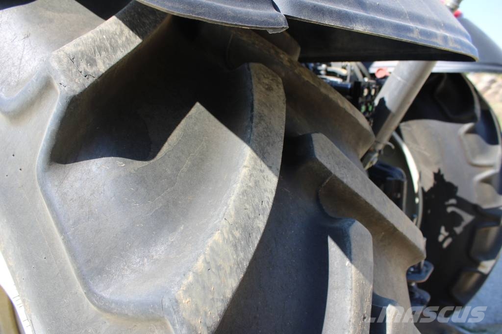 Valtra T 234 Traktorok