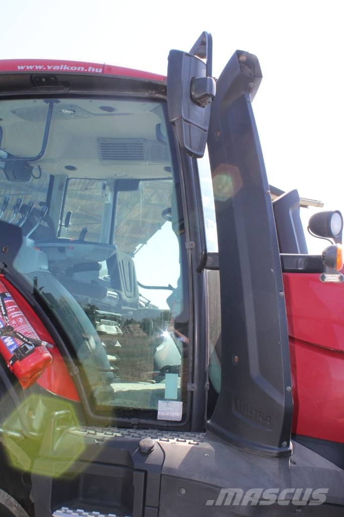 Valtra T 234 Traktorok