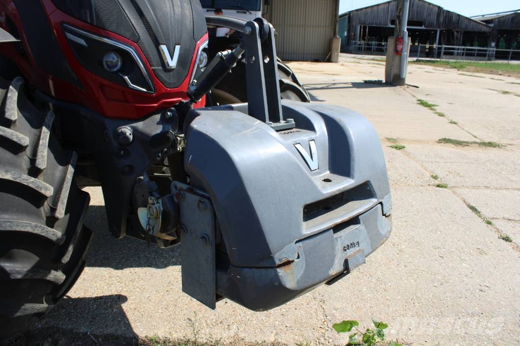 Valtra T 234 Traktorok