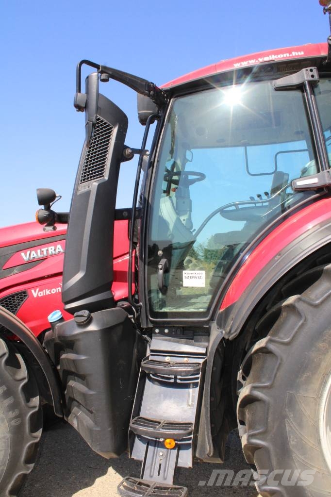 Valtra T 234 Traktorok