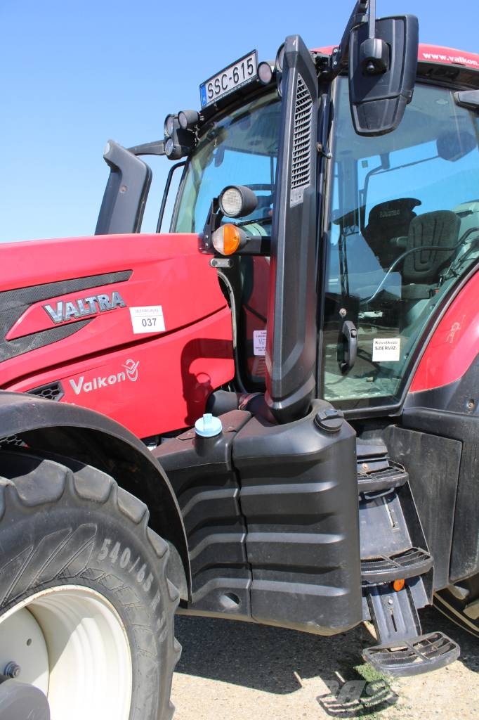 Valtra T 234 Traktorok