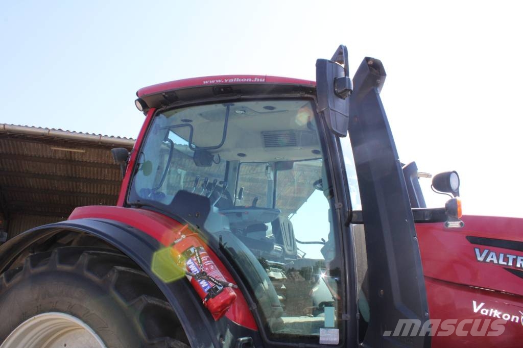 Valtra T 234 Traktorok