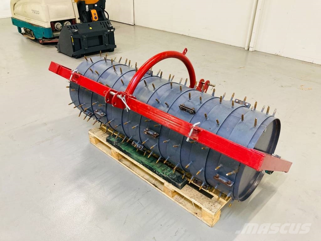 Dk-Tec Tromle 180 cm med spikes Inne akcesoria