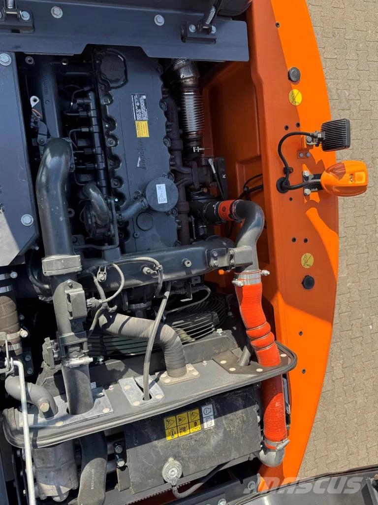 Doosan DX160 DX160W-7 280 uur !! NIEUW STAAT ROTOTTILT Ekskavatori uz riteņiem