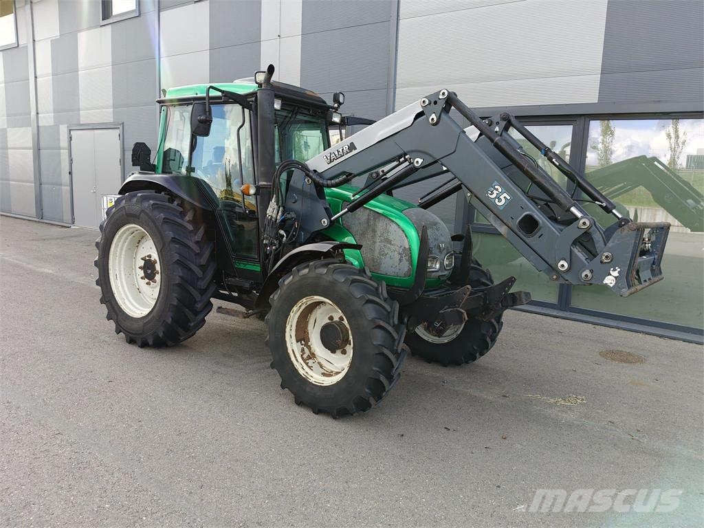 Valtra A92 Tractores