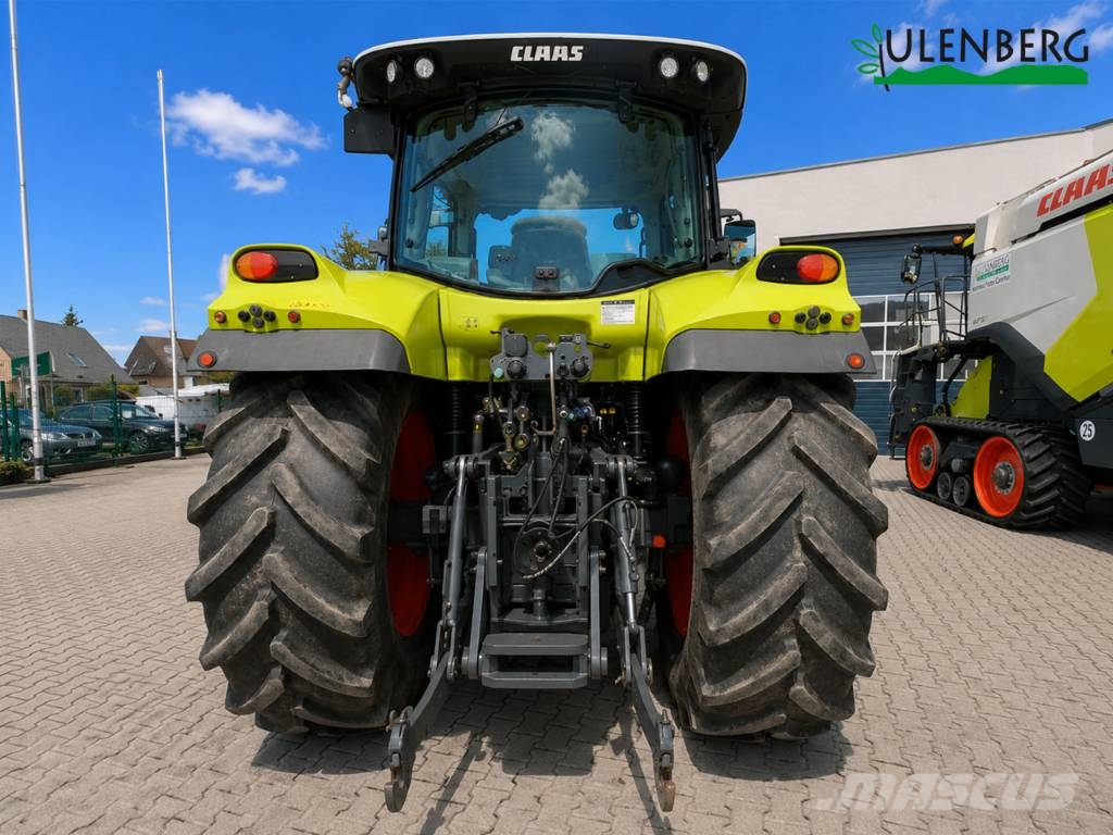 CLAAS Arion 620 Tractoren