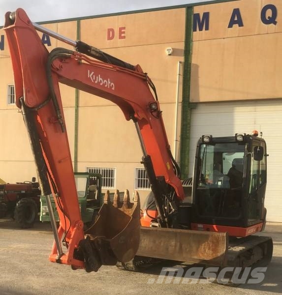 Kubota KX 080-4 中型挖掘机