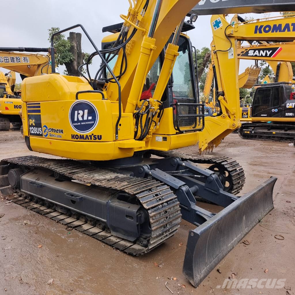 Komatsu PC128   made in Japan Середні екскаватори 7т. - 12т.