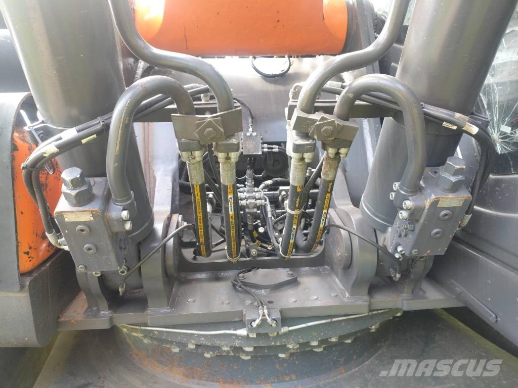 Doosan DX 300 LC Εκσκαφείς με ερπύστριες