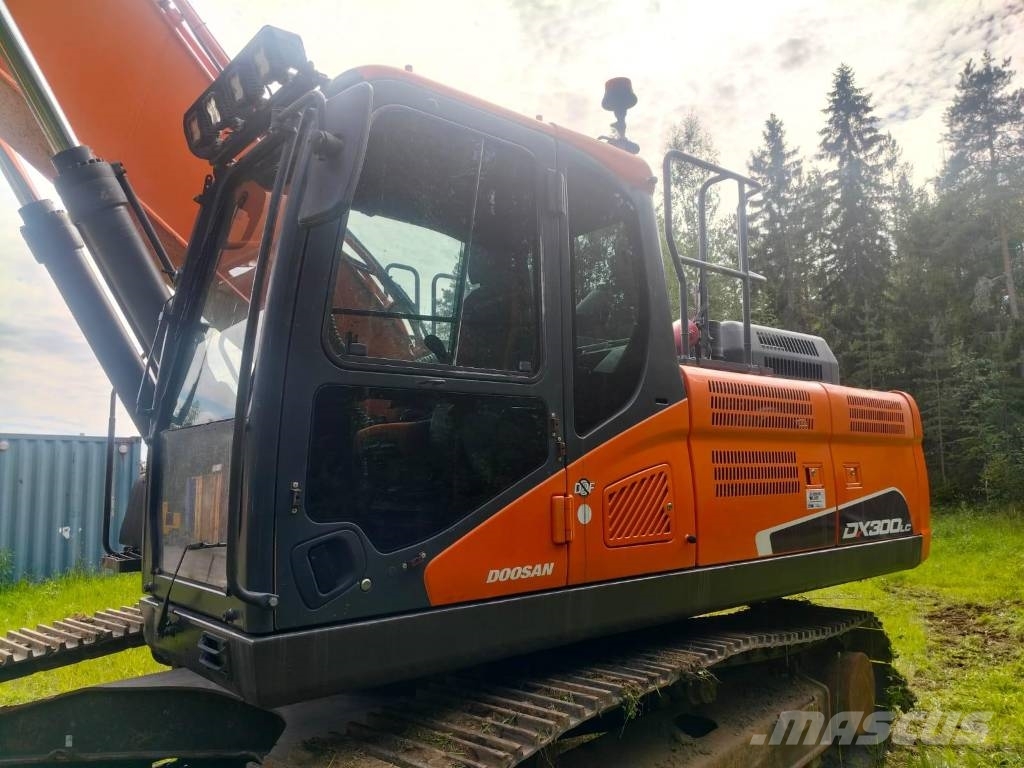 Doosan DX 300 LC Εκσκαφείς με ερπύστριες