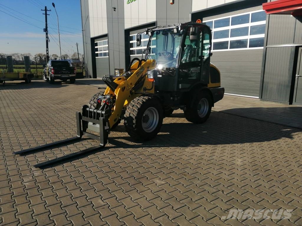 Wacker Neuson WL38 لوادر بعجل