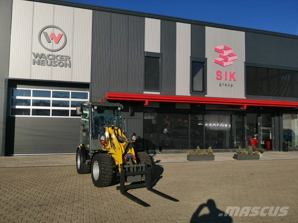 Wacker Neuson WL38 لوادر بعجل