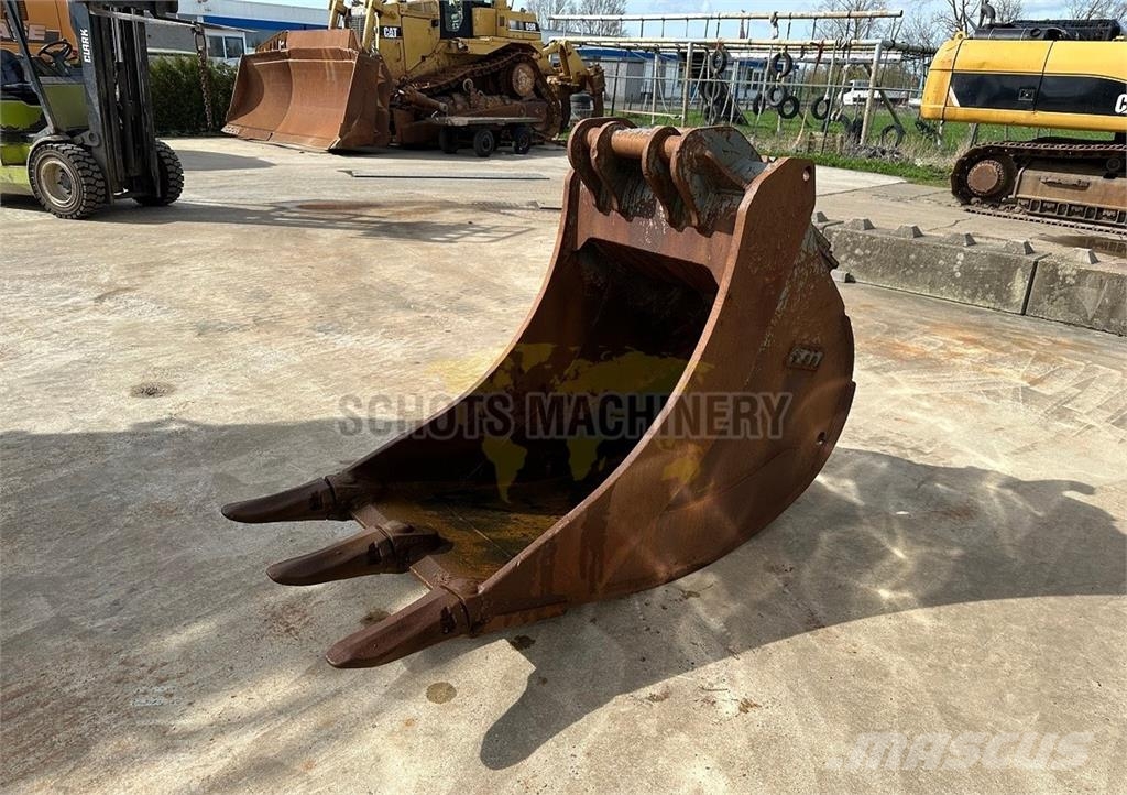 CM Digging Bucket with Teeth (0.8 cbm) Schaufeln