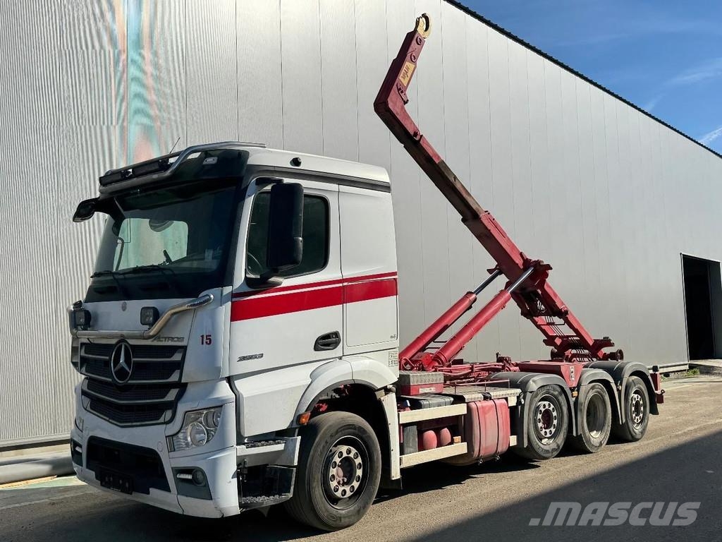 Mercedes-Benz Actros 3553 8X2 EURO 6 + HYVA HOOKLIFT Abrollkipper