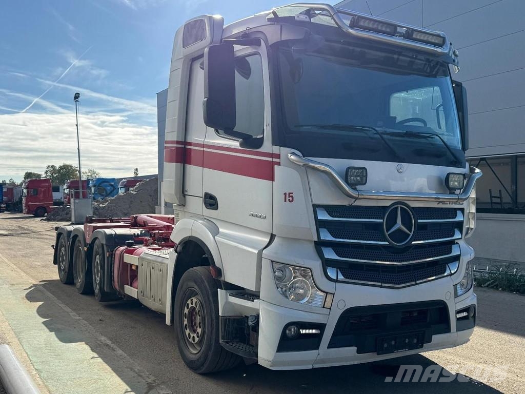 Mercedes-Benz Actros 3553 8X2 EURO 6 + HYVA HOOKLIFT Abrollkipper