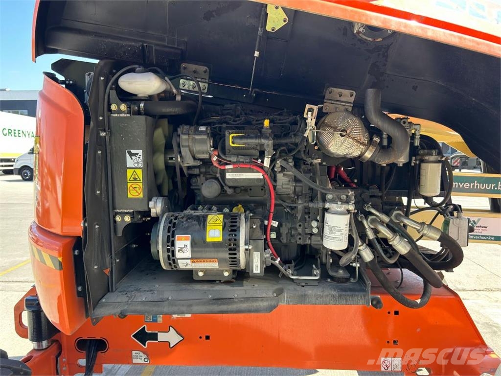 JLG 450AJ (8326) Plataforma de trabajo articulada