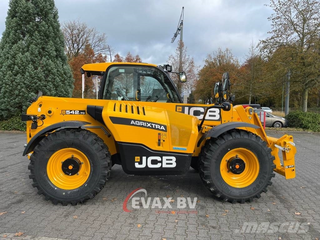 JCB 542-70 AgriXtra Tarimsal teleskopik yükleyiciler