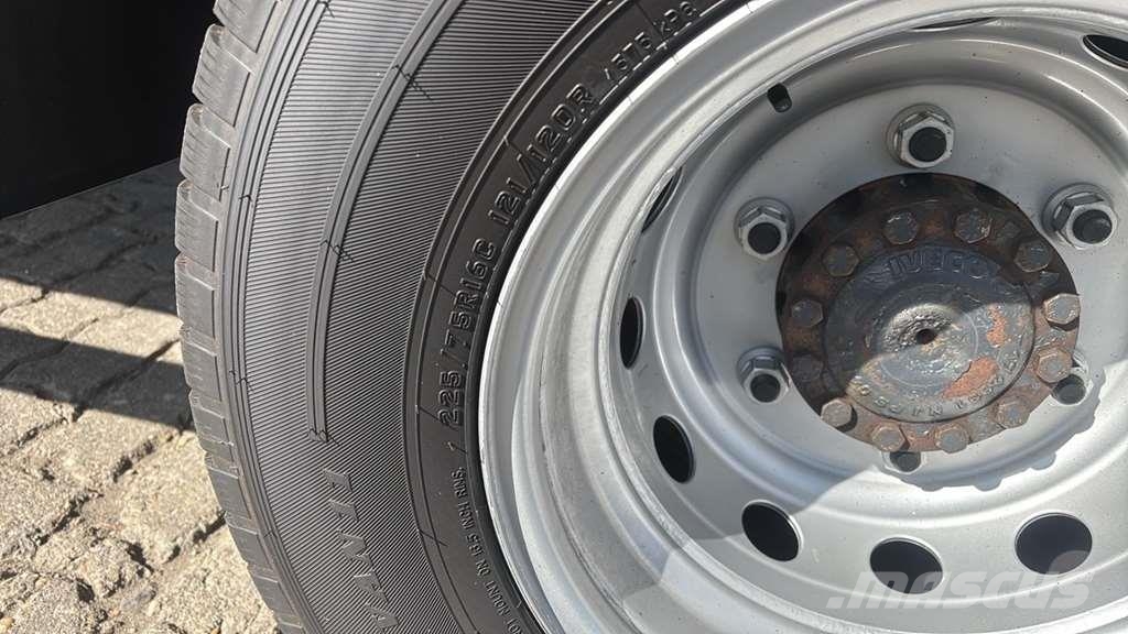 Iveco 70C2I HA8 0 長途公共汽車