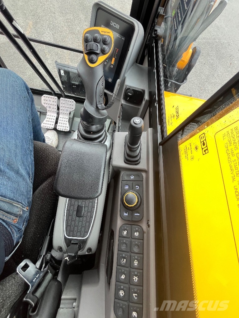 JCB 85Z-2 中型挖掘机