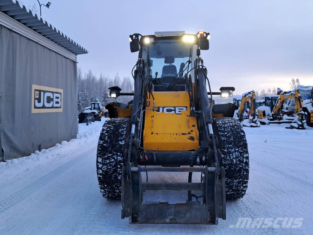 JCB 427 HT T4F Læssemaskiner på hjul