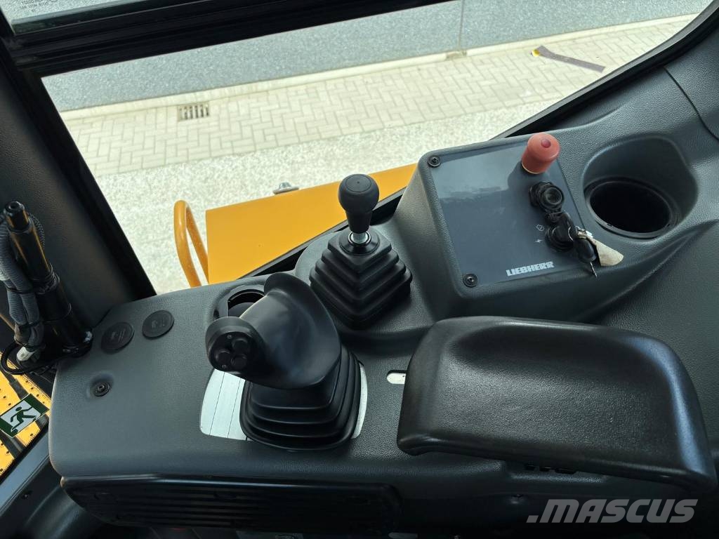 Liebherr PR 756 RIPPER Crawler dozers