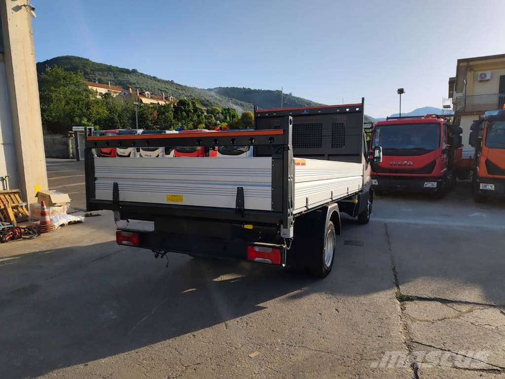 Iveco Daily 35-130 Camiones grúa