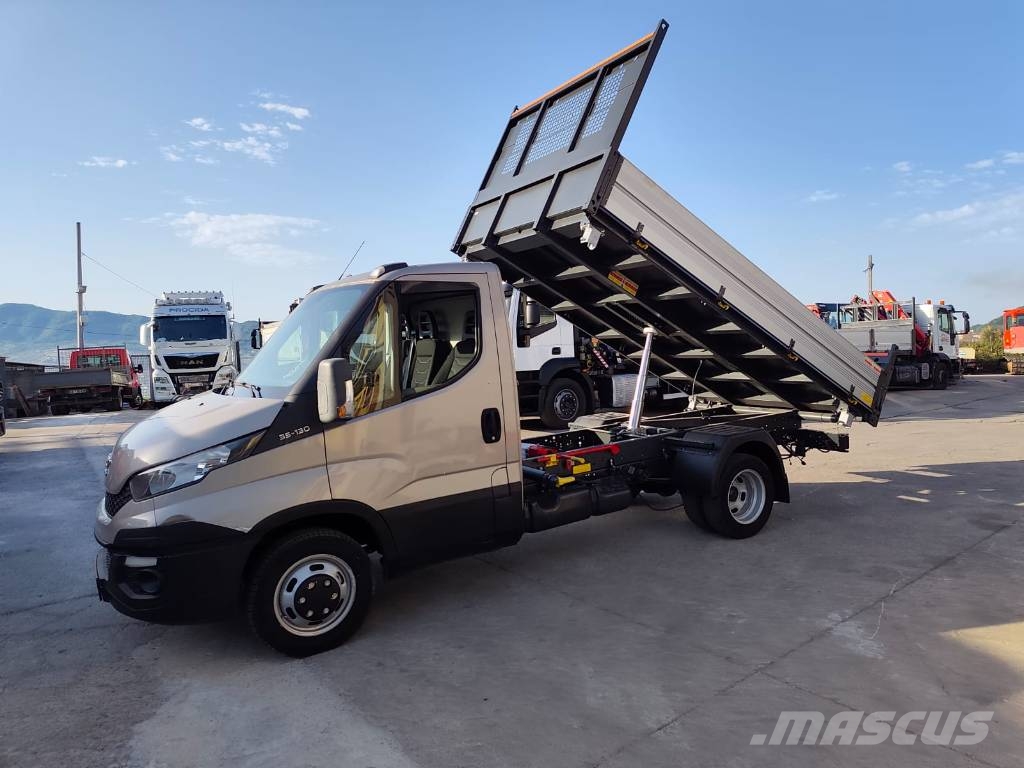 Iveco Daily 35-130 Camiones grúa