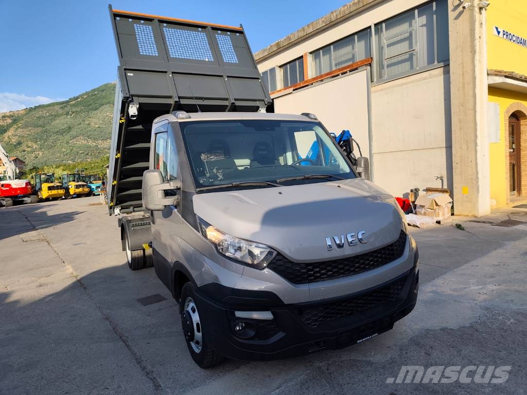 Iveco Daily 35-130 Camiones grúa