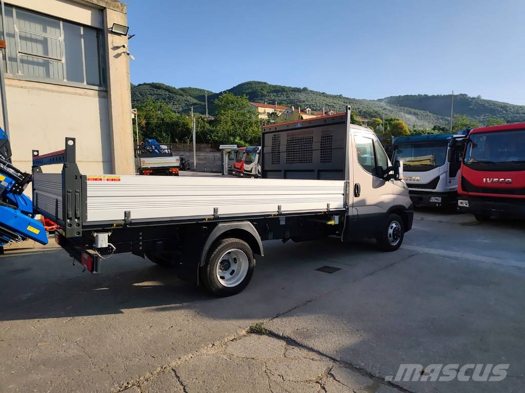 Iveco Daily 35-130 Camiones grúa