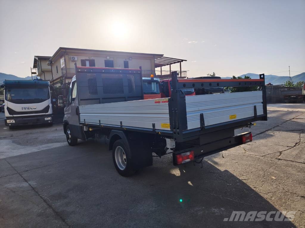 Iveco Daily 35-130 Camiones grúa