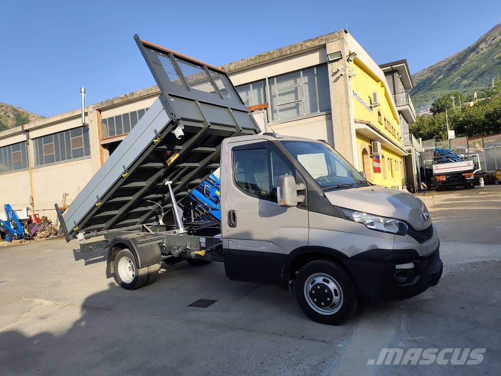 Iveco Daily 35-130 Camiones grúa