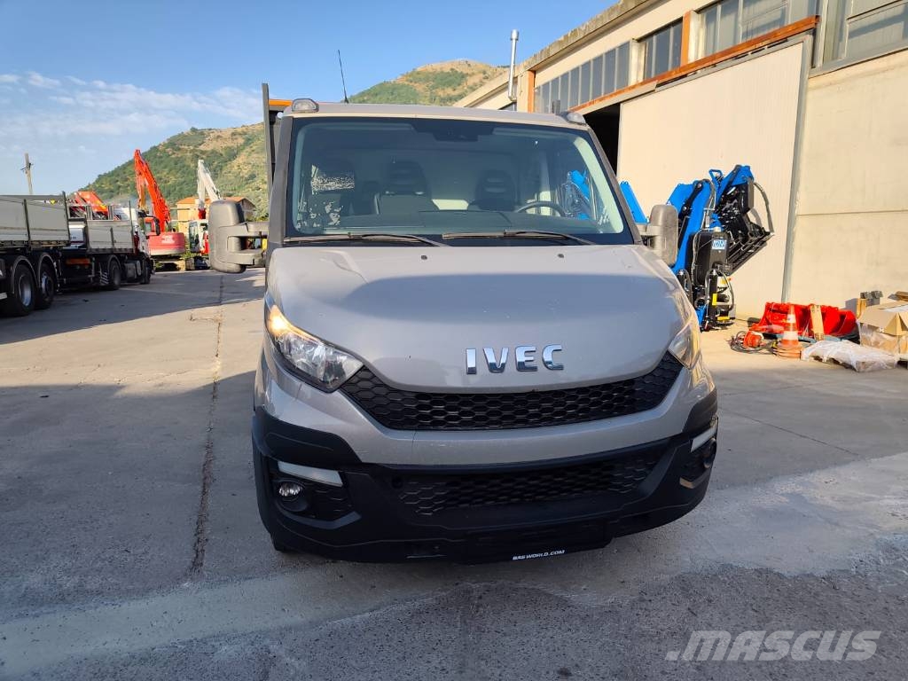 Iveco Daily 35-130 Camiones grúa