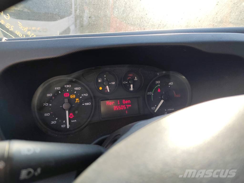 Iveco Daily 35-130 Camiones grúa