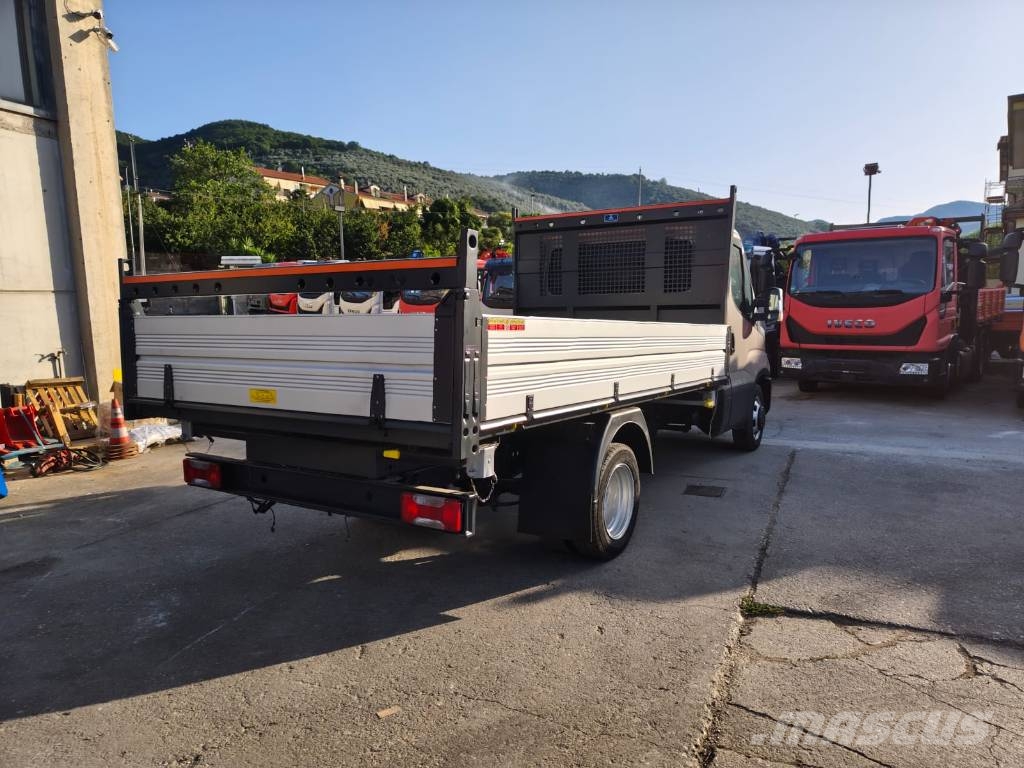 Iveco Daily 35-130 Camiones grúa