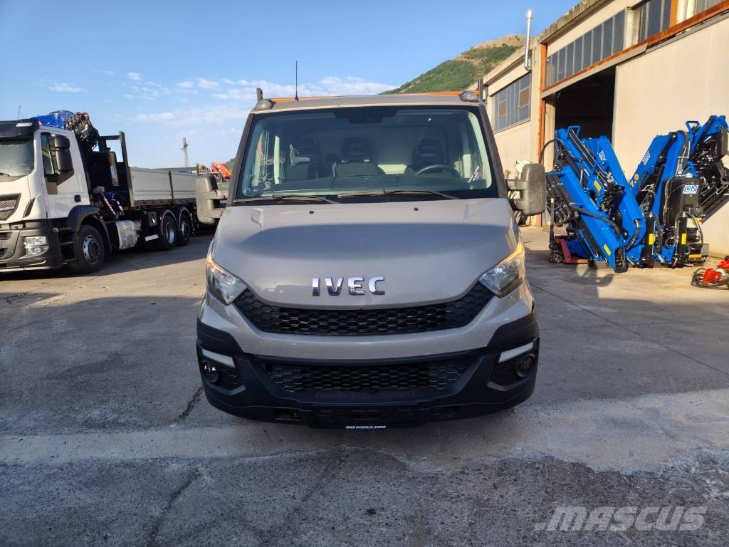 Iveco Daily 35-130 Camiones grúa