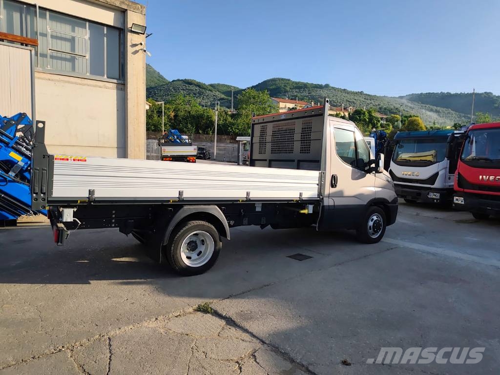 Iveco Daily 35-130 Camiones grúa