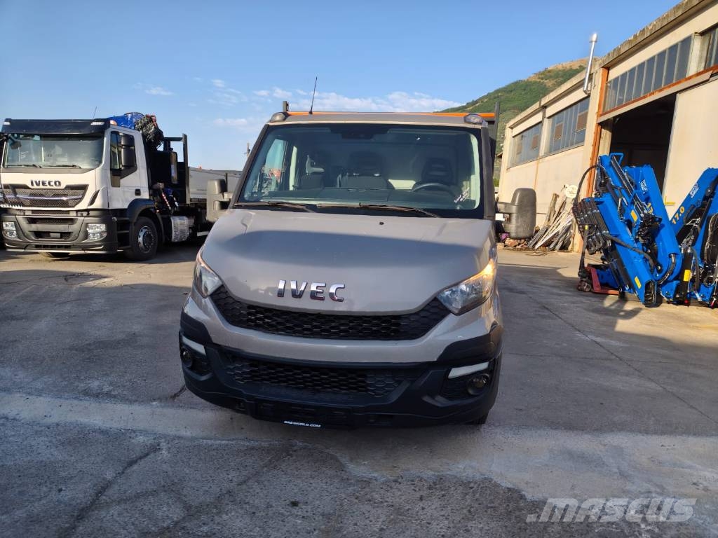 Iveco Daily 35-130 Camiones grúa