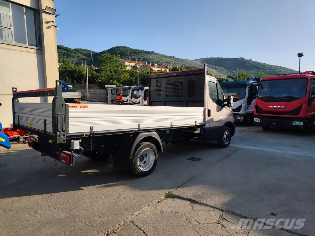 Iveco Daily 35-130 Camiones grúa