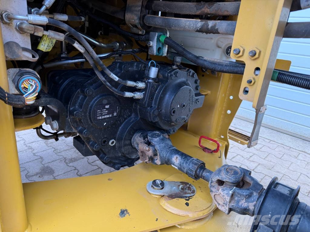 CAT 914 Фронтальні навантажувачі
