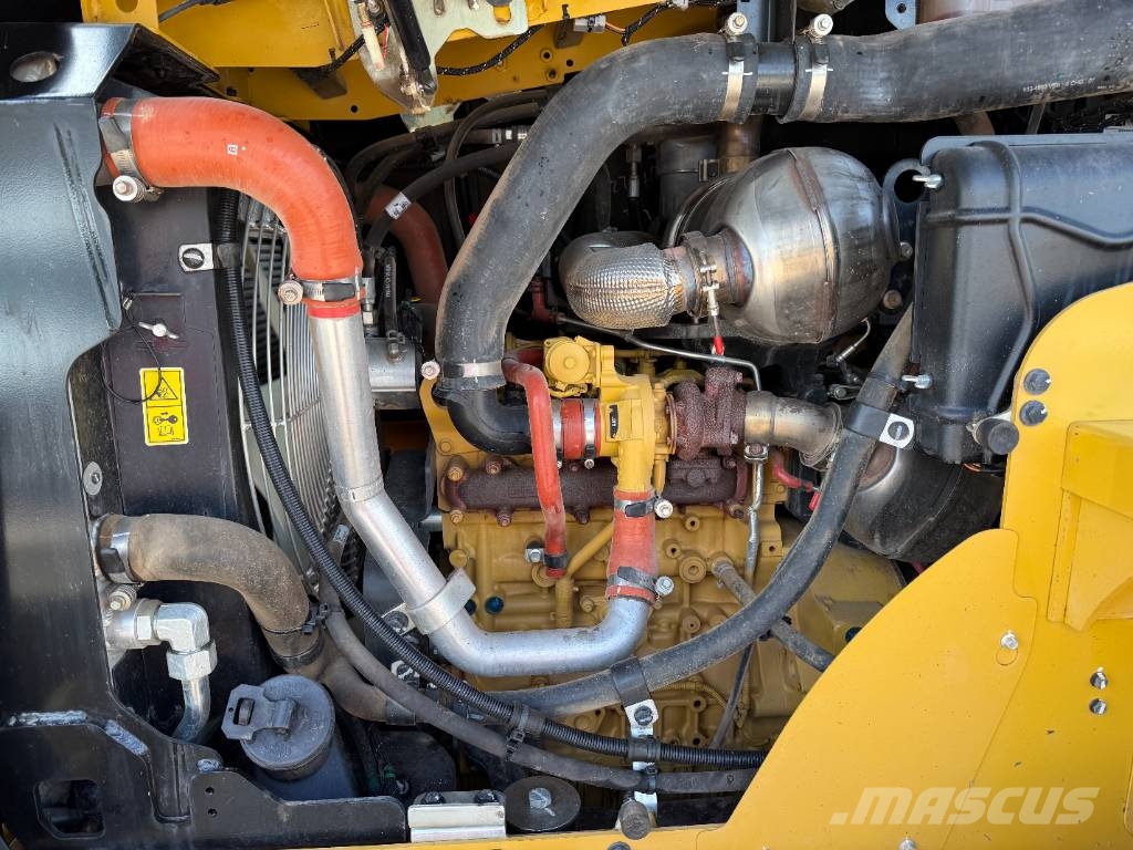 CAT 914 Фронтальні навантажувачі
