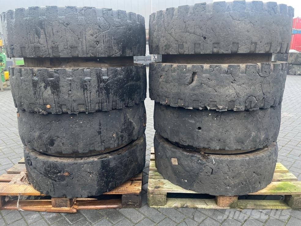 Liebherr LH40M-12.00-20 SOLID-Tire/Reifen/Band Dekk, hjul og felger